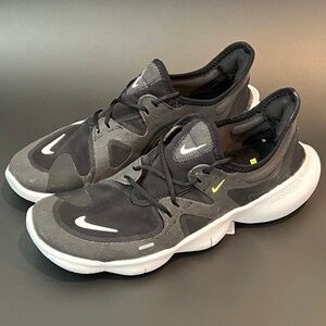 Nike Free Run 5.0 Men’s Black White Running Shoes - Size 10 - AQ1289-003